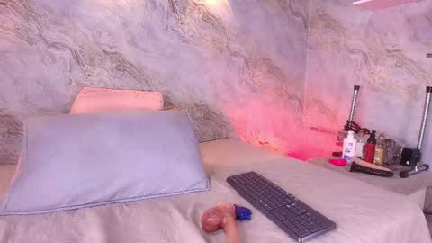  abby rouss online show from 7, 11, 2025