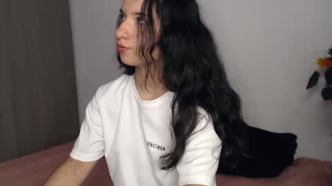 _abrill_20 online show from 20, 11, 2025