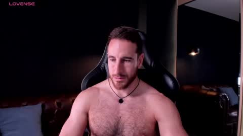 Snapshot of _adamcoper_ chatting on 26, 4, 2026 _adamcoper_ online show from 26, 4, 2026