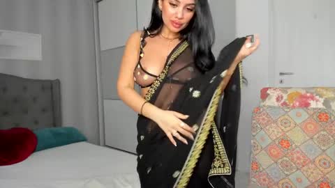 Adelle online show from 4, 4, 2026