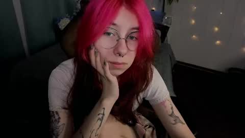 Snapshot of _alicenyx chatting on 2, 8, 2026 Alice online show from 2, 8, 2026