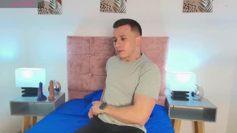 _andrewfalcon2 online show from 16, 1, 2025