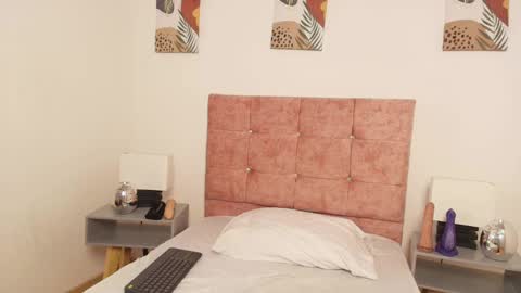 _andrewfalcon2 online show from 23, 1, 2025