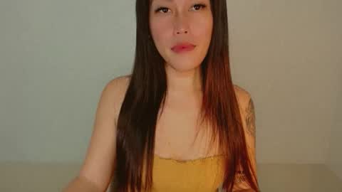 Pearl  online show from 10, 4, 2026