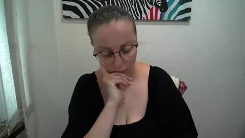 Anna online show from 7, 7, 2026