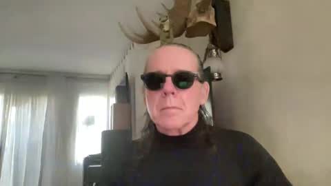 Snapshot of _anneonamouse chatting on 8, 5, 2026 anneonamouse online show from 8, 5, 2026