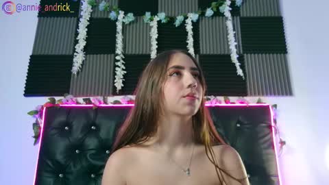 Snapshot of _annie_andrick_ chatting on 2, 3, 2026 Annie Andrick online show from 2, 3, 2026