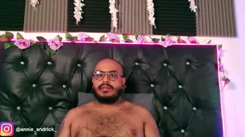 Snapshot of _annie_andrick_ chatting on 8, 3, 2026 Annie Andrick online show from 8, 3, 2026