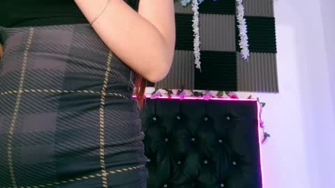 Snapshot of _annie_andrick_ chatting on 1, 4, 2026 Annie Andrick online show from 1, 4, 2026