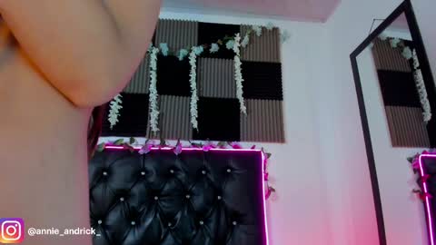 Snapshot of _annie_andrick_ chatting on 12, 4, 2026 Annie Andrick online show from 12, 4, 2026