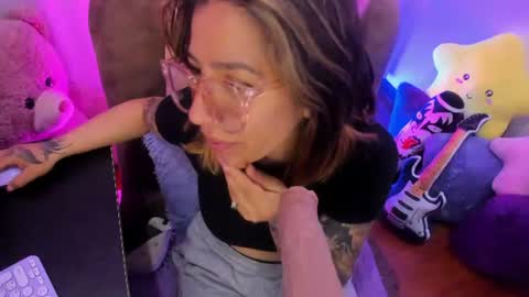 Snapshot of _antonella_dreams chatting on 22, 6, 2026 _antonella_dreams online show from 22, 6, 2026