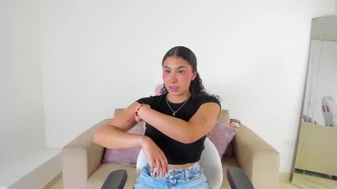    online show from 4, 3, 2025