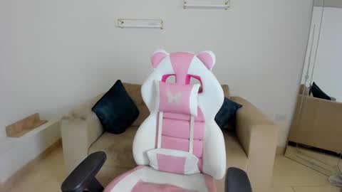    online show from 12, 1, 2026