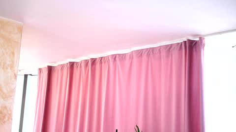 Snapshot of _arielle chatting on 6, 1, 2025 Arielle online show from 6, 1, 2025