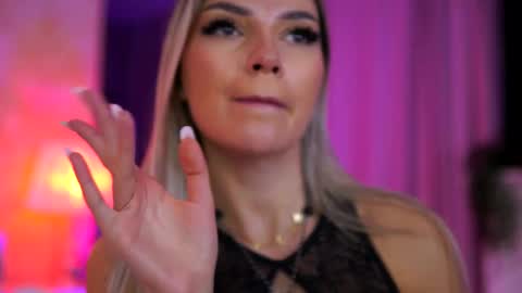 Snapshot of _arielle chatting on 5, 1, 2026 Arielle online show from 5, 1, 2026