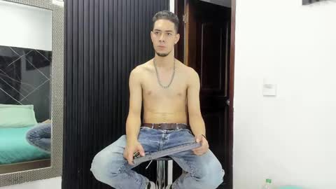 Snapshot of _axel_09 chatting on 1, 5, 2026 _axel_09 online show from 1, 5, 2026