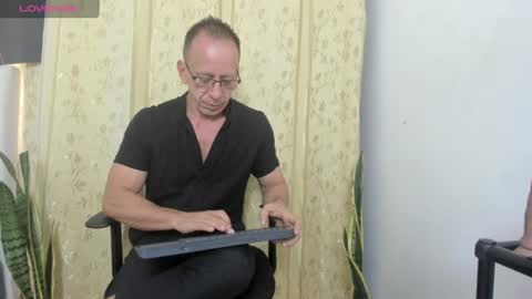 Axel online show from 2, 7, 2026