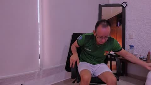 _axelking_ online show from 15, 12, 2025