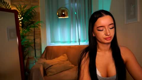 Pearl online show from 21, 4, 2026