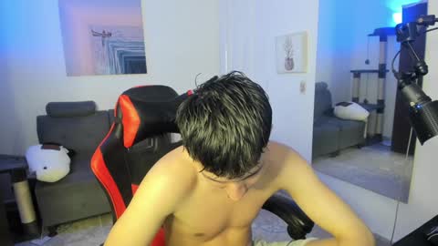 Snapshot of _blakee chatting on 10, 1, 2025 B L A K E online show from 10, 1, 2025