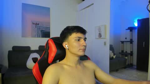 Snapshot of _blakee chatting on 16, 1, 2025 B L A K E online show from 16, 1, 2025