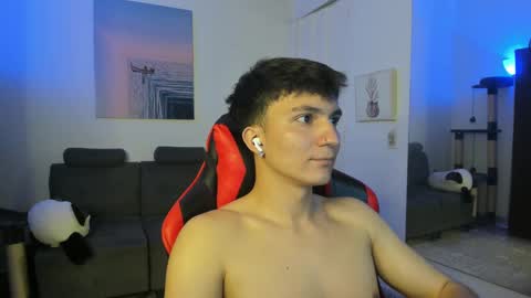 Snapshot of _blakee chatting on 21, 1, 2025 B L A K E online show from 21, 1, 2025