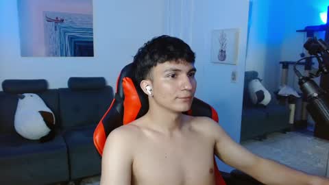 Snapshot of _blakee chatting on 1, 3, 2025 B L A K E online show from 1, 3, 2025