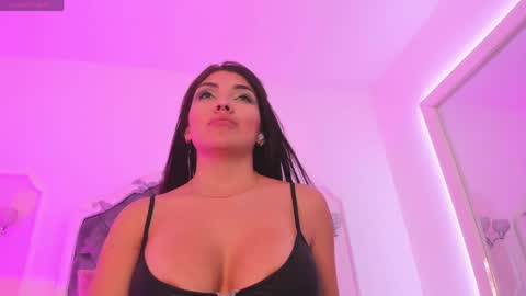 Snapshot of _brenda_becker chatting on 25, 4, 2026 Brenda online show from 25, 4, 2026