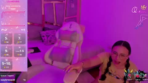 Snapshot of _briigite chatting on 30, 5, 2026 Angie Independent model online show from 30, 5, 2026
