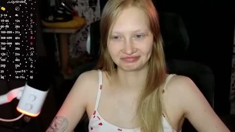 Snapshot of _caramel_milk_ chatting on 9, 8, 2026 Merlizz online show from 9, 8, 2026