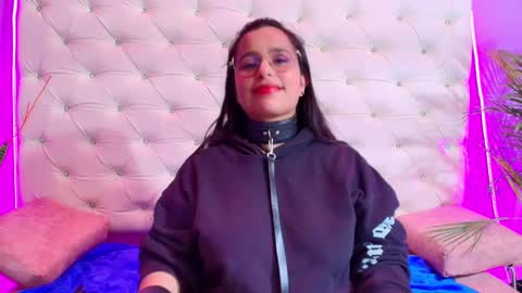 Snapshot of _carolinee_sweet chatting on 20, 1, 2025 Caroline Sweet online show from 20, 1, 2025