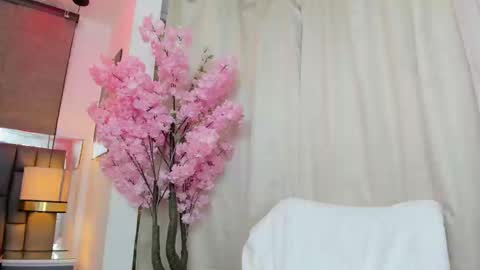 Snapshot of _cat_18 chatting on 9, 2, 2025 You can Call me Kitty Cat online show from 9, 2, 2025