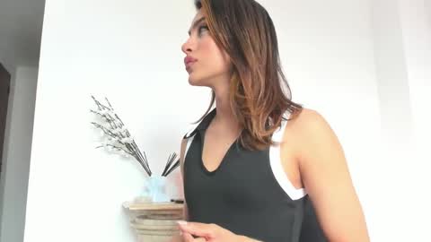 Snapshot of _cat_18 chatting on 12, 10, 2025 You can Call me Kitty Cat online show from 12, 10, 2025