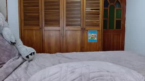 Antonella online show from 11, 11, 2025