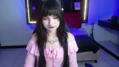 _charlotte_collins_ online show from 4, 3, 2026