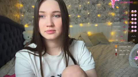 _chloe_miller_ online show from 28, 2, 2025