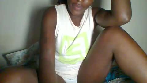 Snapshot of _clara01 chatting on 8, 3, 2025 clara online show from 8, 3, 2025