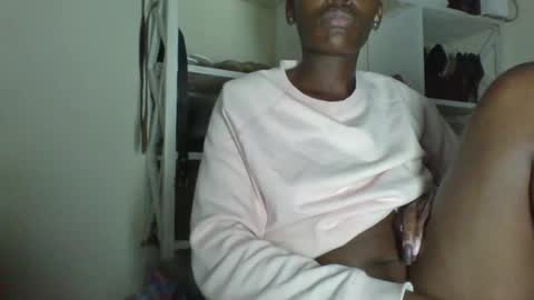 Snapshot of _clara01 chatting on 17, 4, 2026 clara online show from 17, 4, 2026