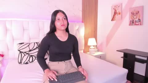 Snapshot of _cloe_vega chatting on 4, 8, 2026 _cloe_vega online show from 4, 8, 2026