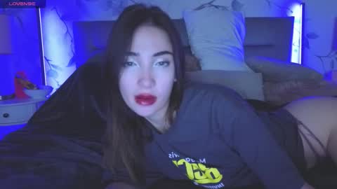 _cotton_candyy online show from 20, 10, 2025