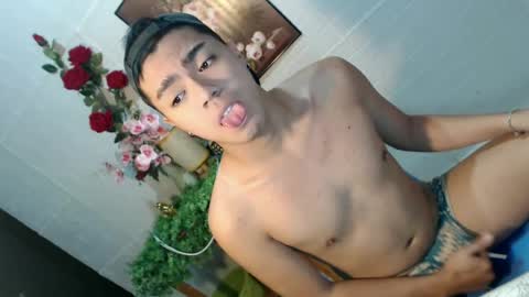 Snapshot of _cumwithrussel chatting on 22, 6, 2026 Russ online show from 22, 6, 2026