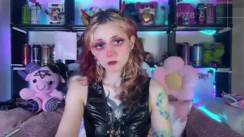 Snapshot of _devilbaby chatting on 7, 6, 2026 Kate online show from 7, 6, 2026