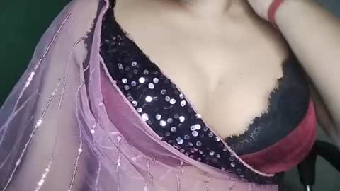 Snapshot of _dreamgirl_0 chatting on 15, 7, 2026 _dreamgirl_0 online show from 15, 7, 2026