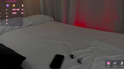 Snapshot of _e_m_m_a_1 chatting on 18, 11, 2025 Emma and Tonny online show from 18, 11, 2025