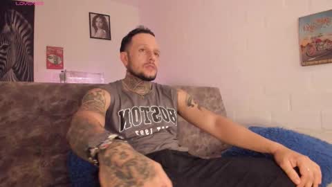 Emilio online show from 23, 11, 2025