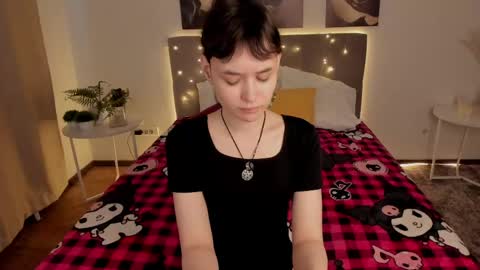 Snapshot of _emily__strike_ chatting on 26, 4, 2026 _emily__strike_ online show from 26, 4, 2026