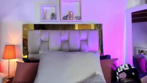 Isabella online show from 20, 11, 2025