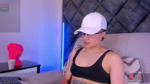 Snapshot of _eternal3_ chatting on 4, 6, 2026 Eternal online show from 4, 6, 2026