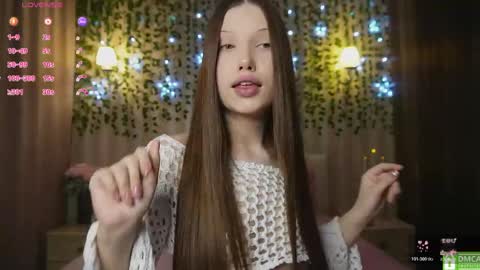 Snapshot of _eva_lee chatting on 16, 4, 2026 Alice online show from 16, 4, 2026