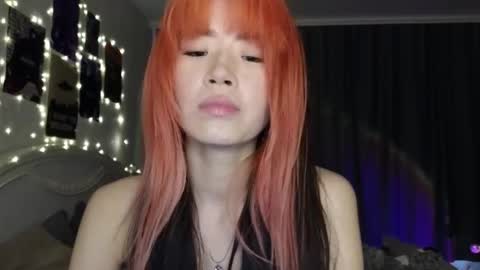 Snapshot of _eve____ chatting on 4, 3, 2025 EveEva online show from 4, 3, 2025